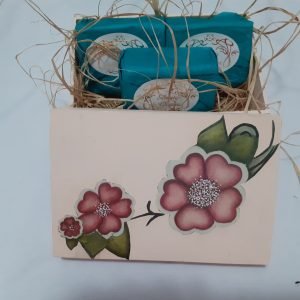 Kit De Limpeza Energética-caixa Com 3 (três) sabonetes