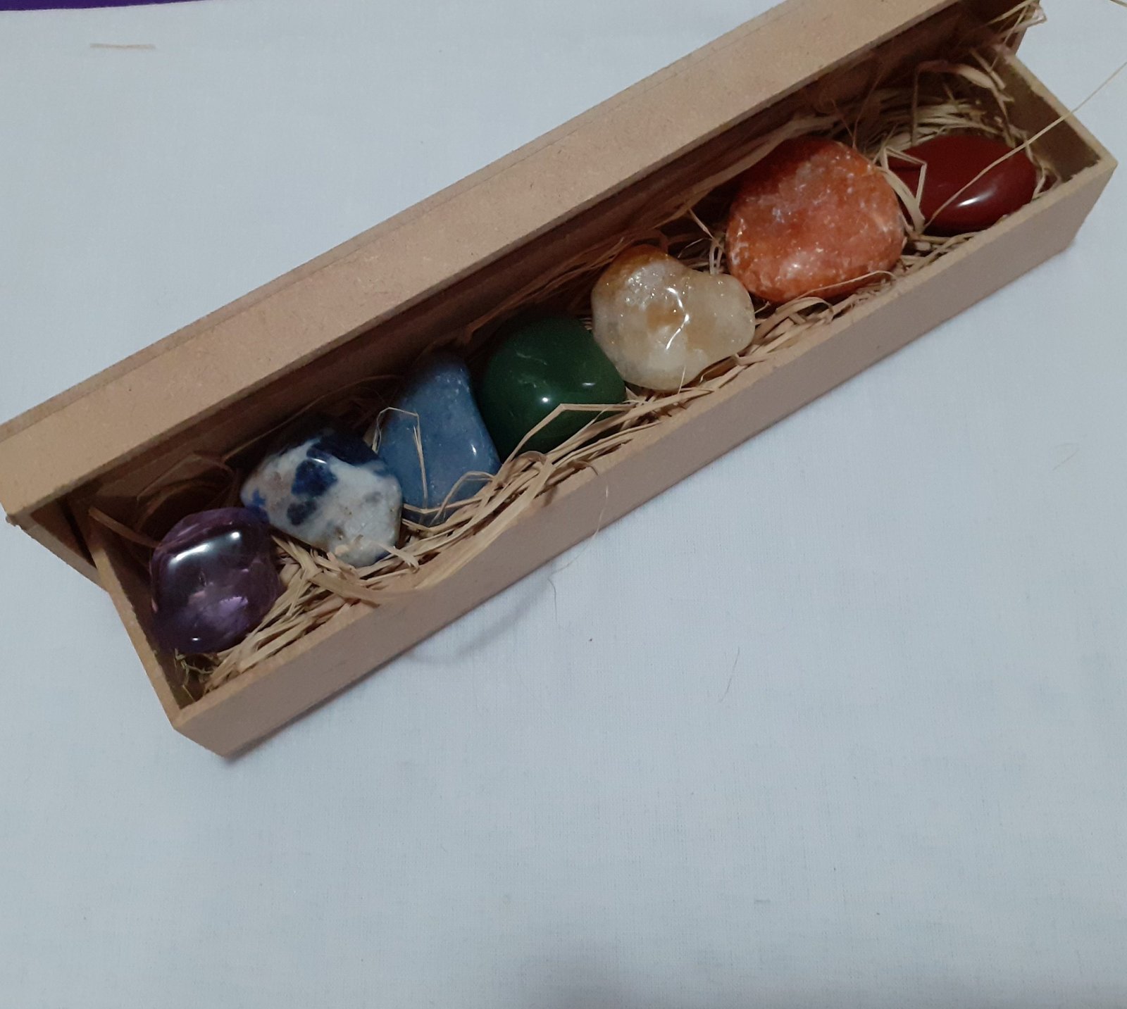 Kit Pedras Roladas 7 Chackras – caixa